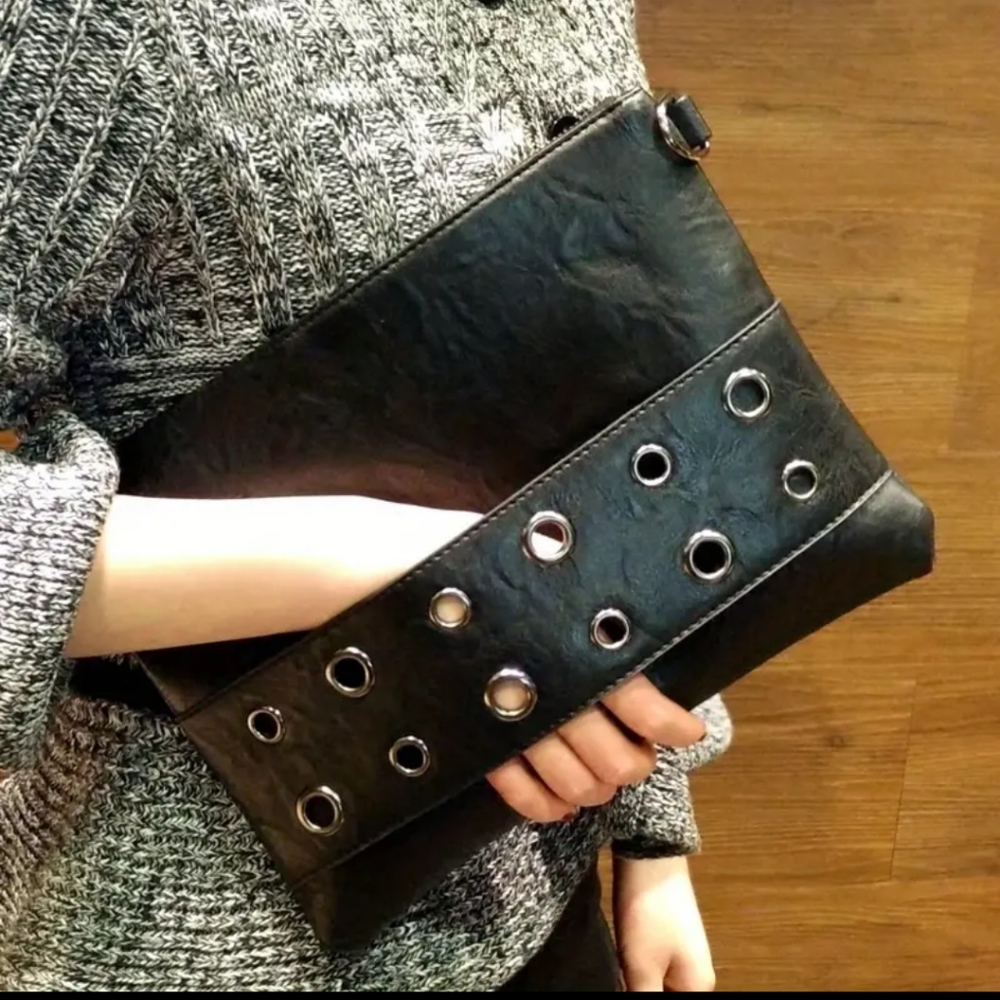 NWT VEGAN LEATHER CONVERTIBLE HANDBAG